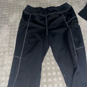 HR farms, Size Small, Black